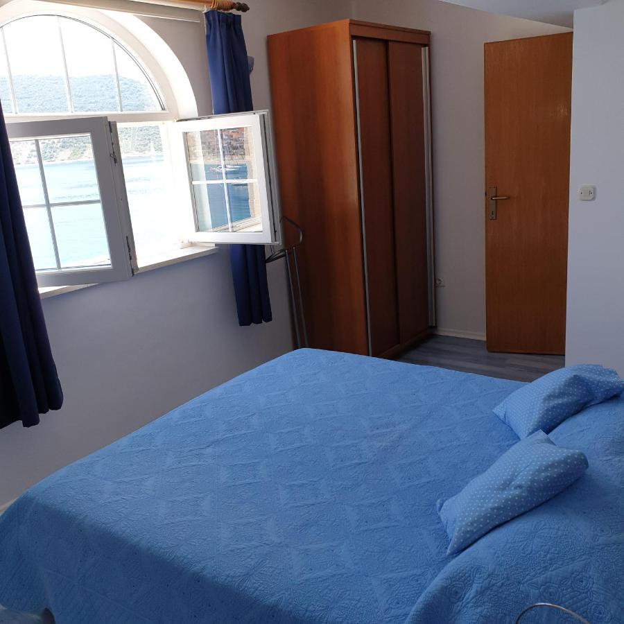 Aparthotel Marina Примоштен Екстер'єр фото